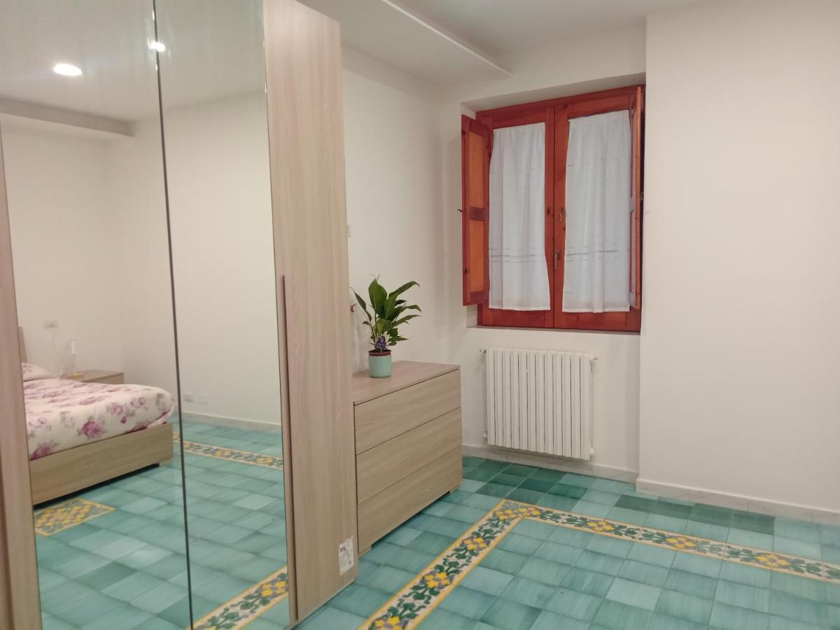 Let It B&B Apartment Салерно Екстериор снимка