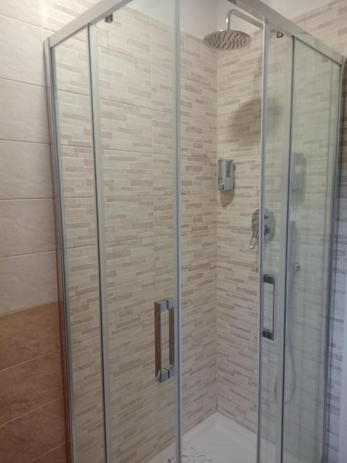 Let It B&B Apartment Салерно Екстериор снимка